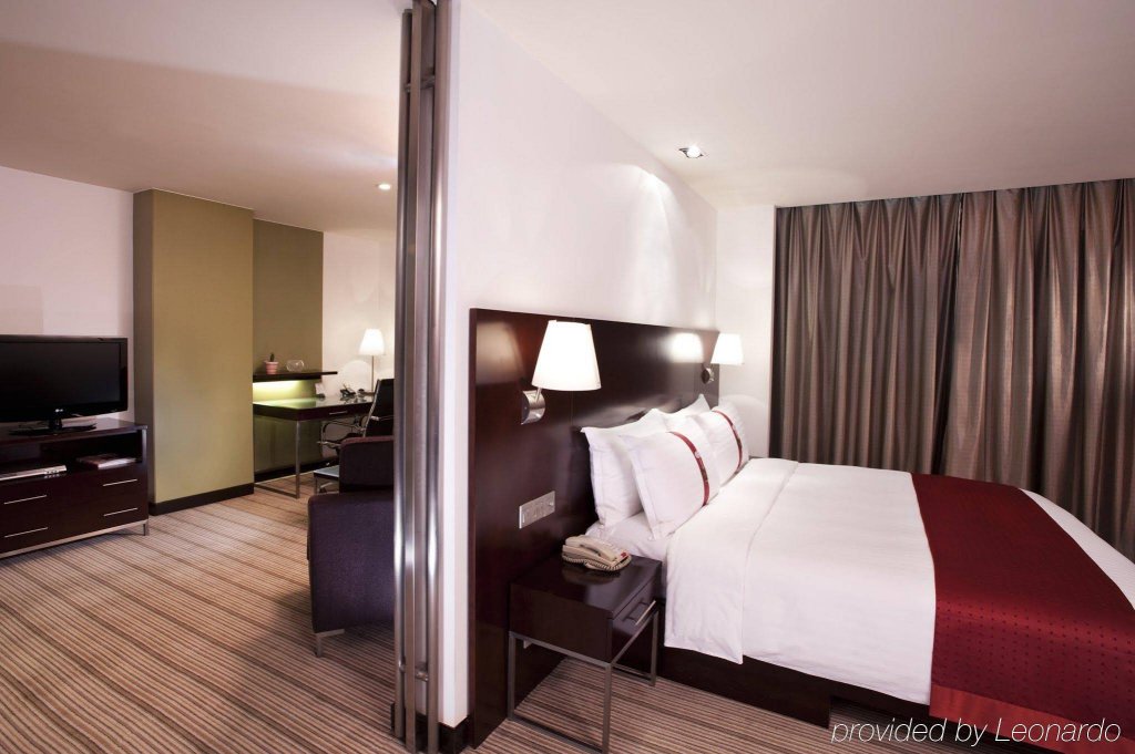 Фото Holiday Inn Shanghai Vista