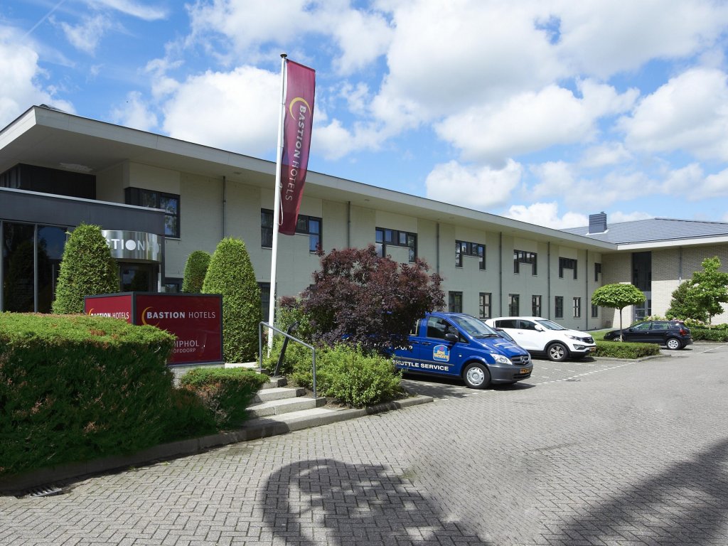 Фото Bastion Hotel Schiphol Hoofddorp