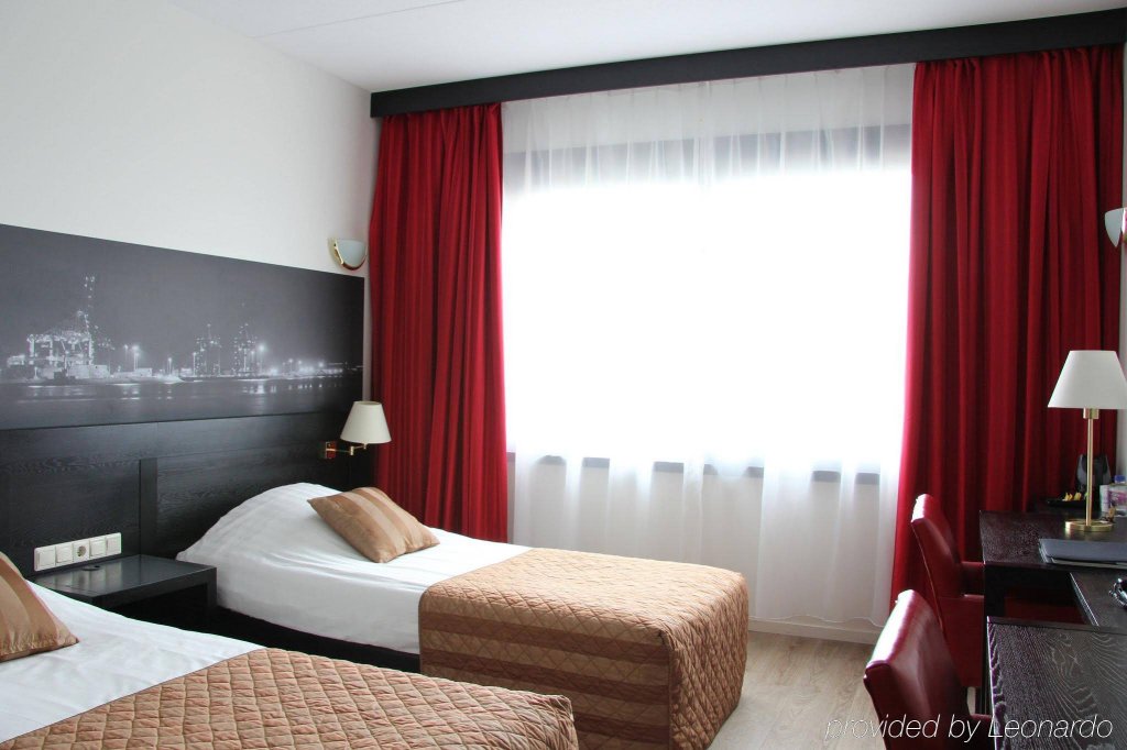 Фото Bastion Hotel Amsterdam Airport