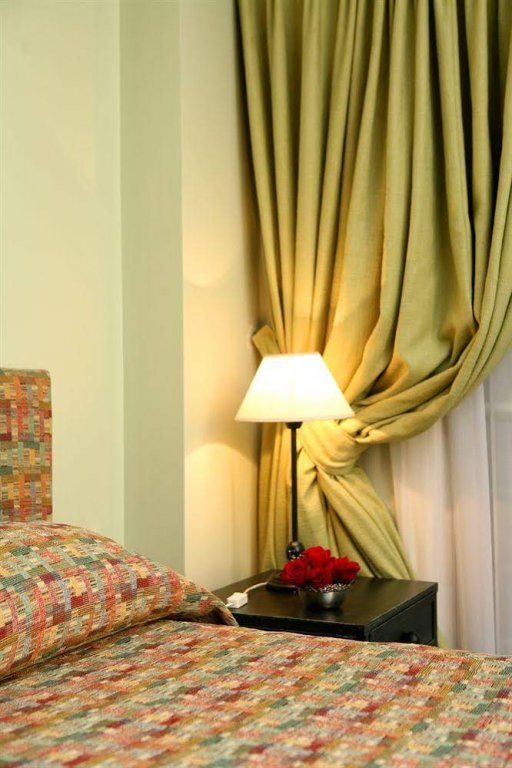 Фото Mayla Apartments