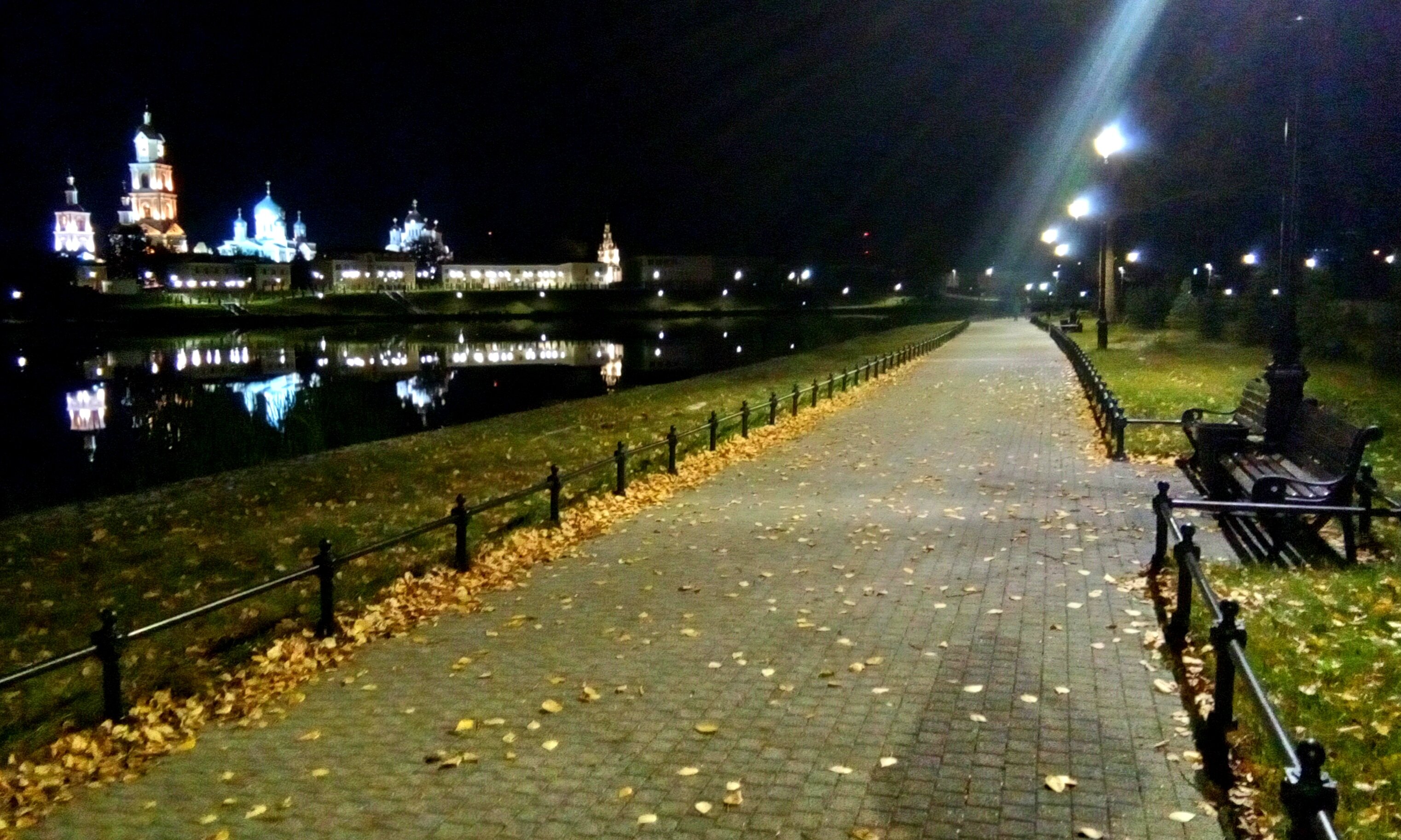 Фото Дивный дворик