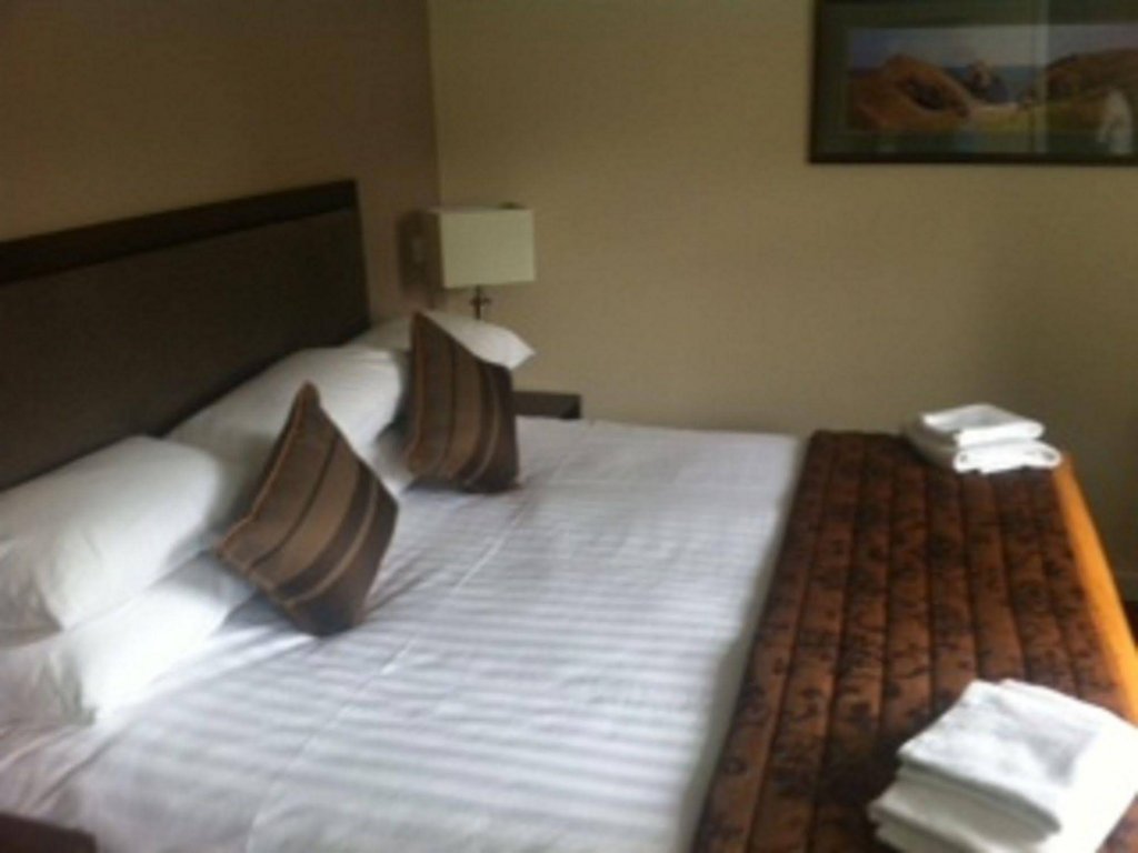 Фото Muthu Newton Hotel