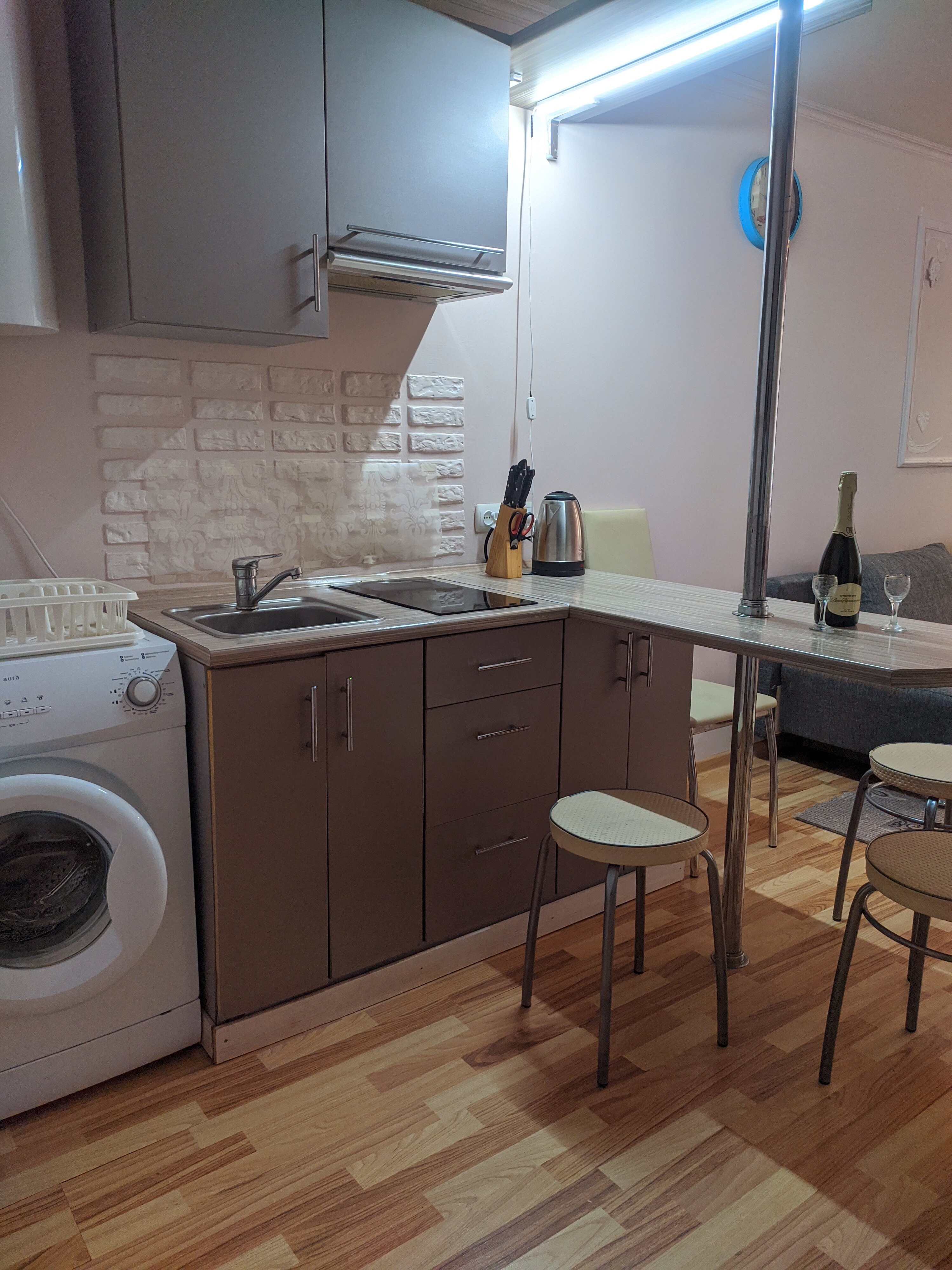 Фото Меблированные Комнаты Студия для Бюджетного Отдыха