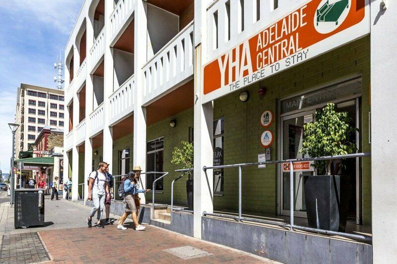 Гостиница Adelaide Central Yha - Hostel в Аделаиде