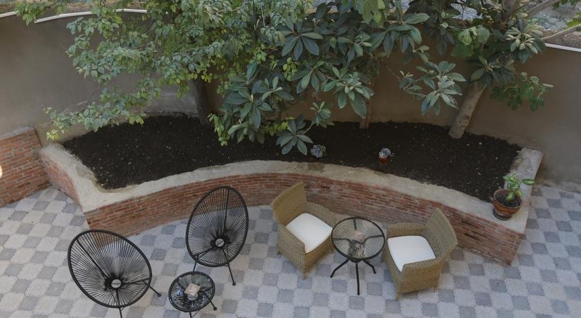 Фото Отель Golden Nugget Tbilisi