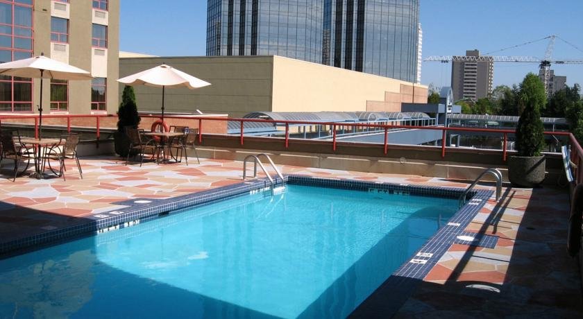 Фото Holiday Inn Express Vancouver-Metrotown