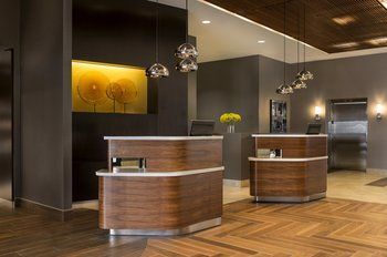 Фото Courtyard by Marriott Calgary South