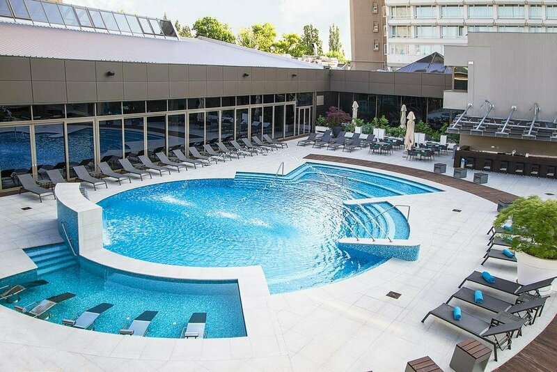 Гостиница Ramada Plaza Bucharest Convention Center в Бухаресте