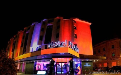 Гостиница Plaza V Hotel в Муреше