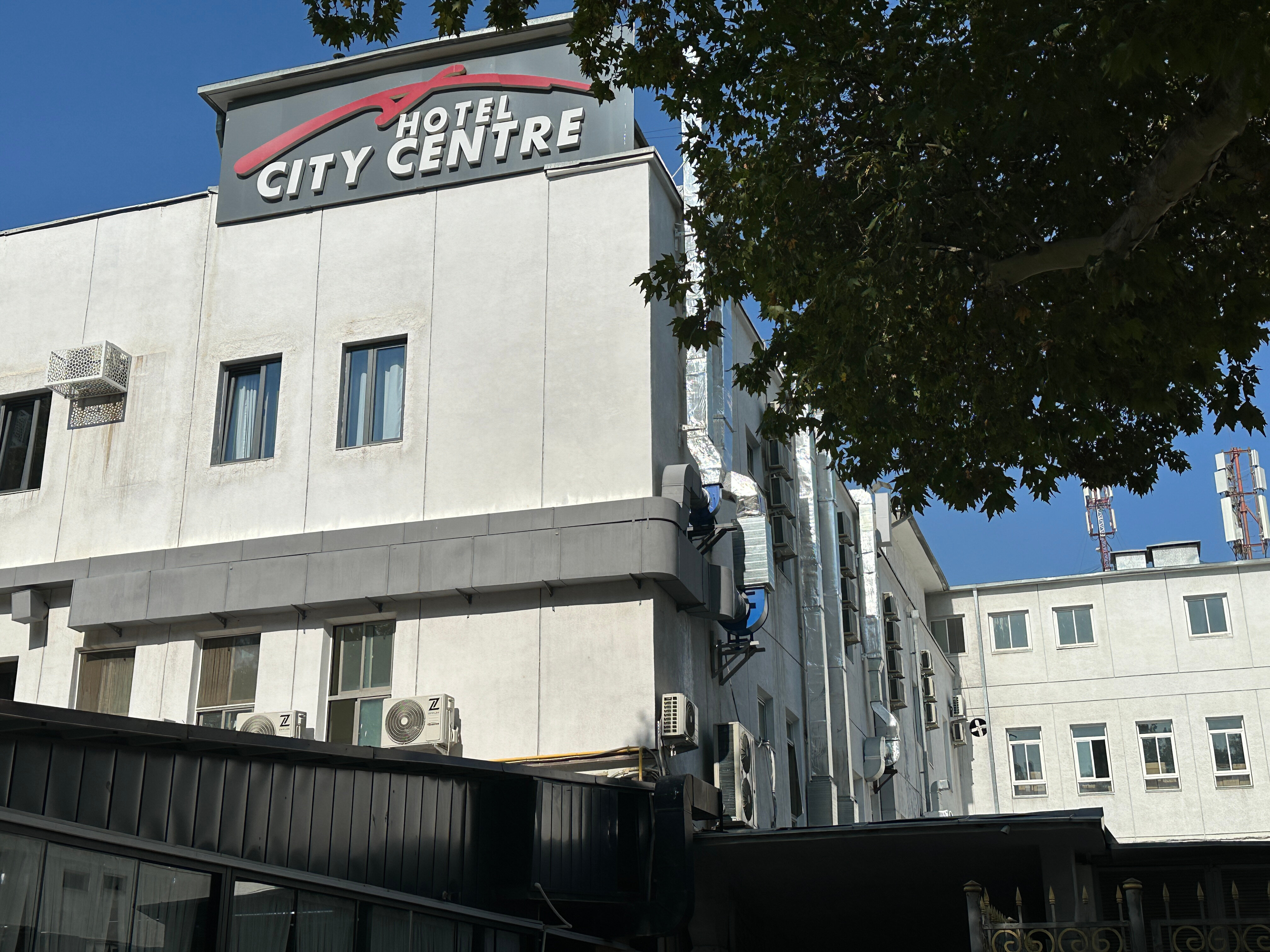 Фото отеля 1