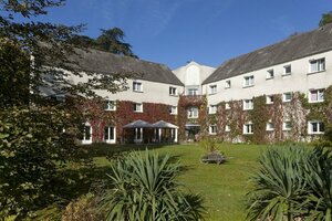The Originals Boutique (Centre-Val de Loire, Loiret, Arrondissement d'Orléans, Route d'Orléans, 55), hotel