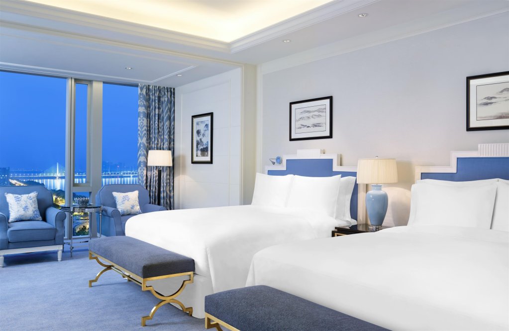 Фото The Azure Qiantang, a Luxury Collection Hotel, Hangzhou