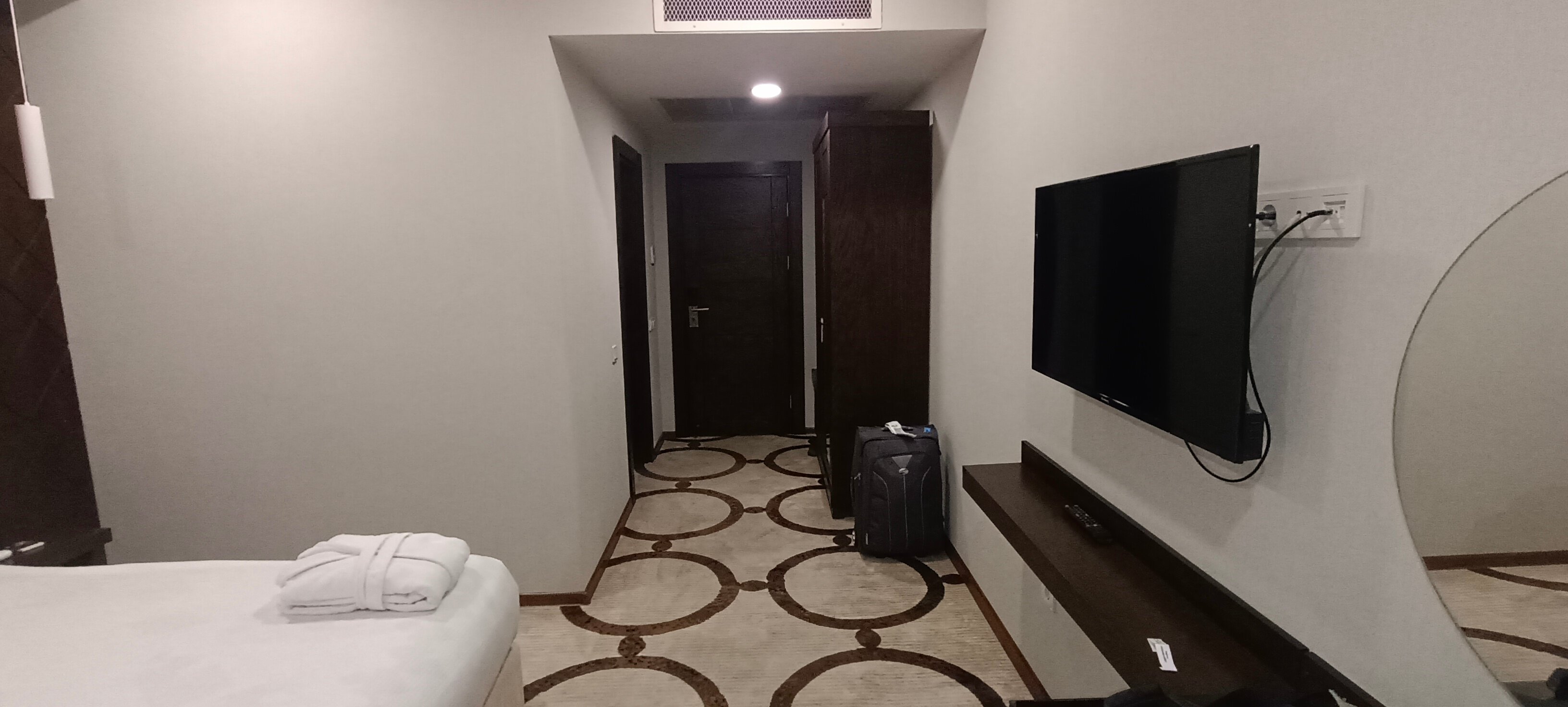 Фото East Palace Hotel