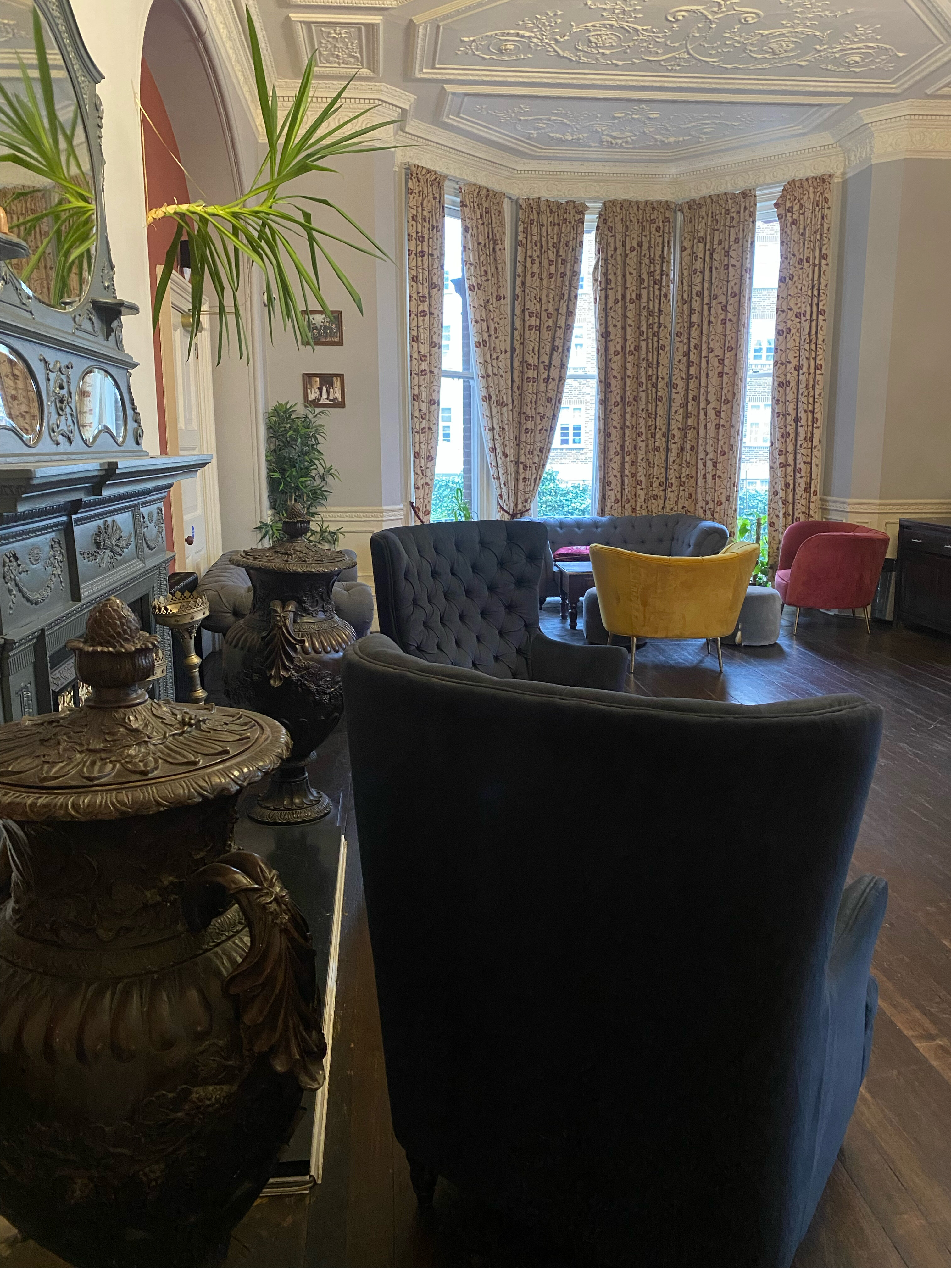 Фото Palmers Lodge Swiss Cottage