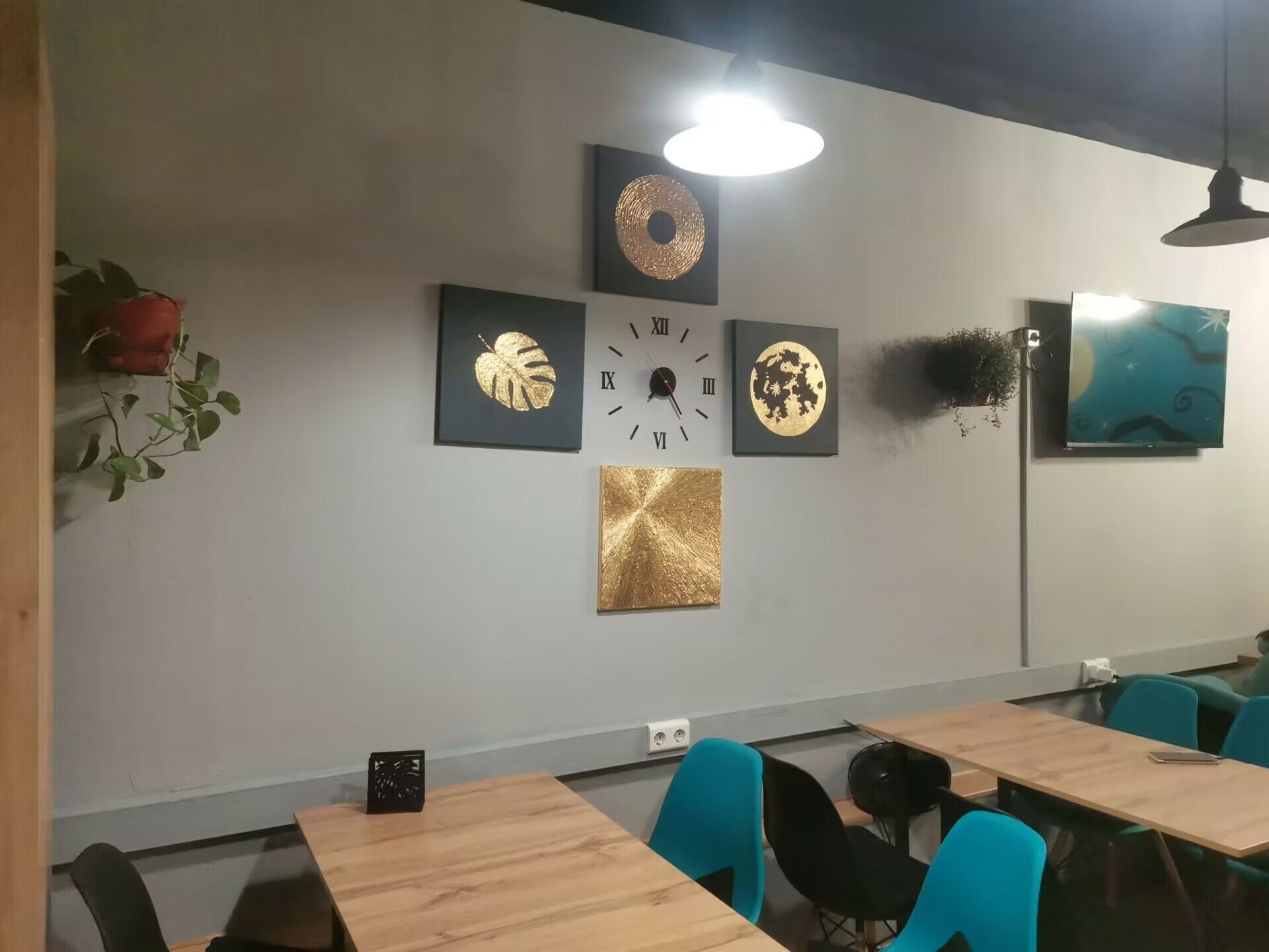 Фото Мун Скай 24/7