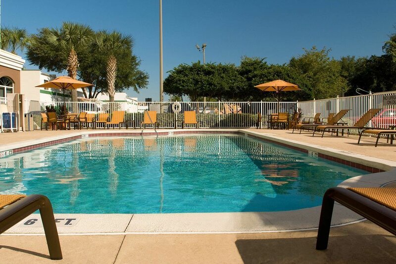 Fairfield Inn & Suites Orlando Lake Buena Vista