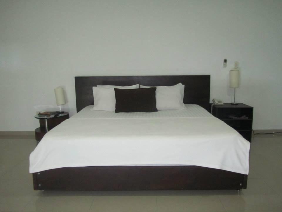 Фото MasHoteles AstraSuite 427