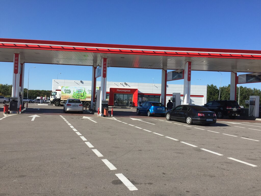 Gas station Lukoil, Voronezh Oblast, photo