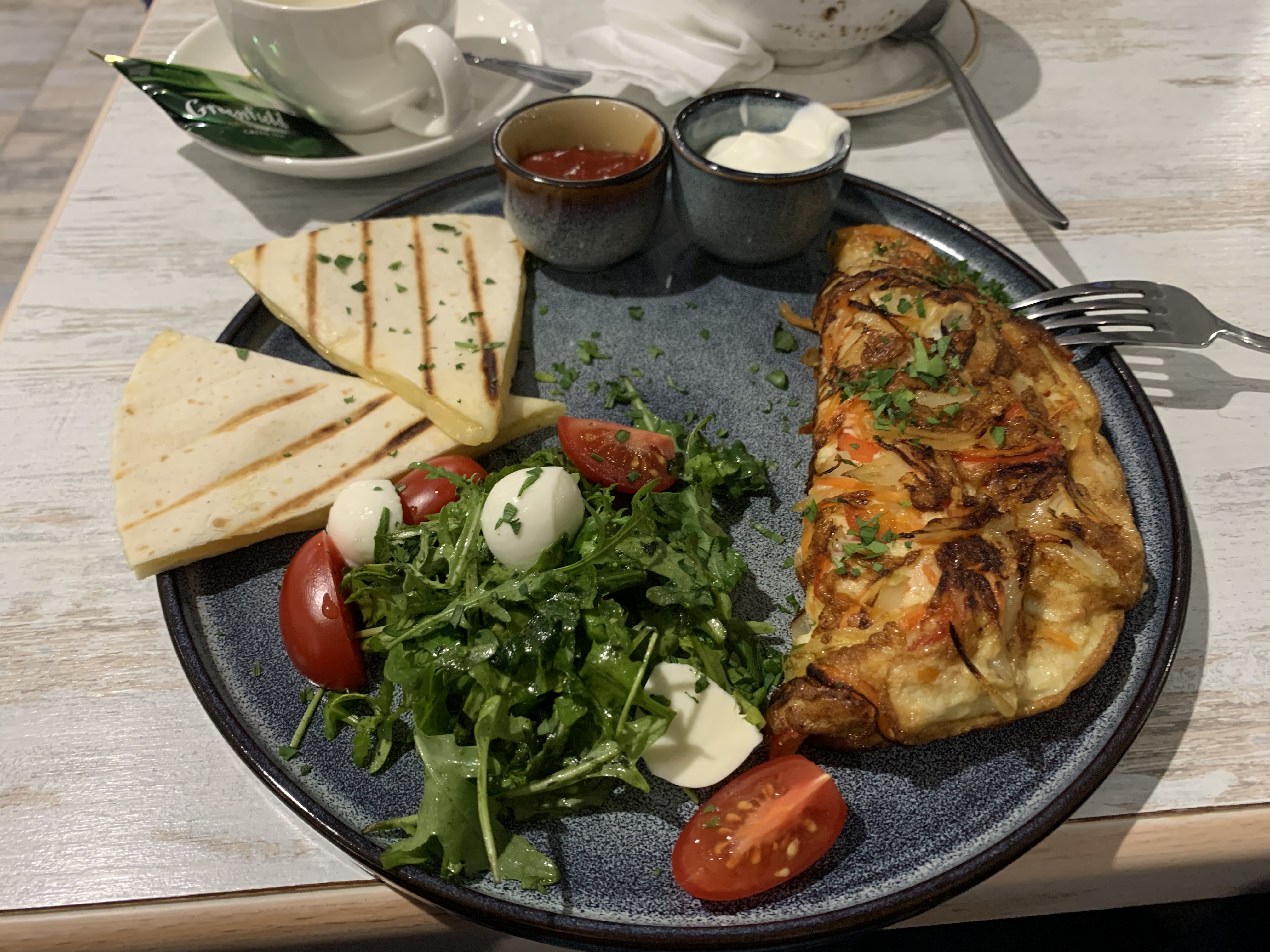 Фото Silver House