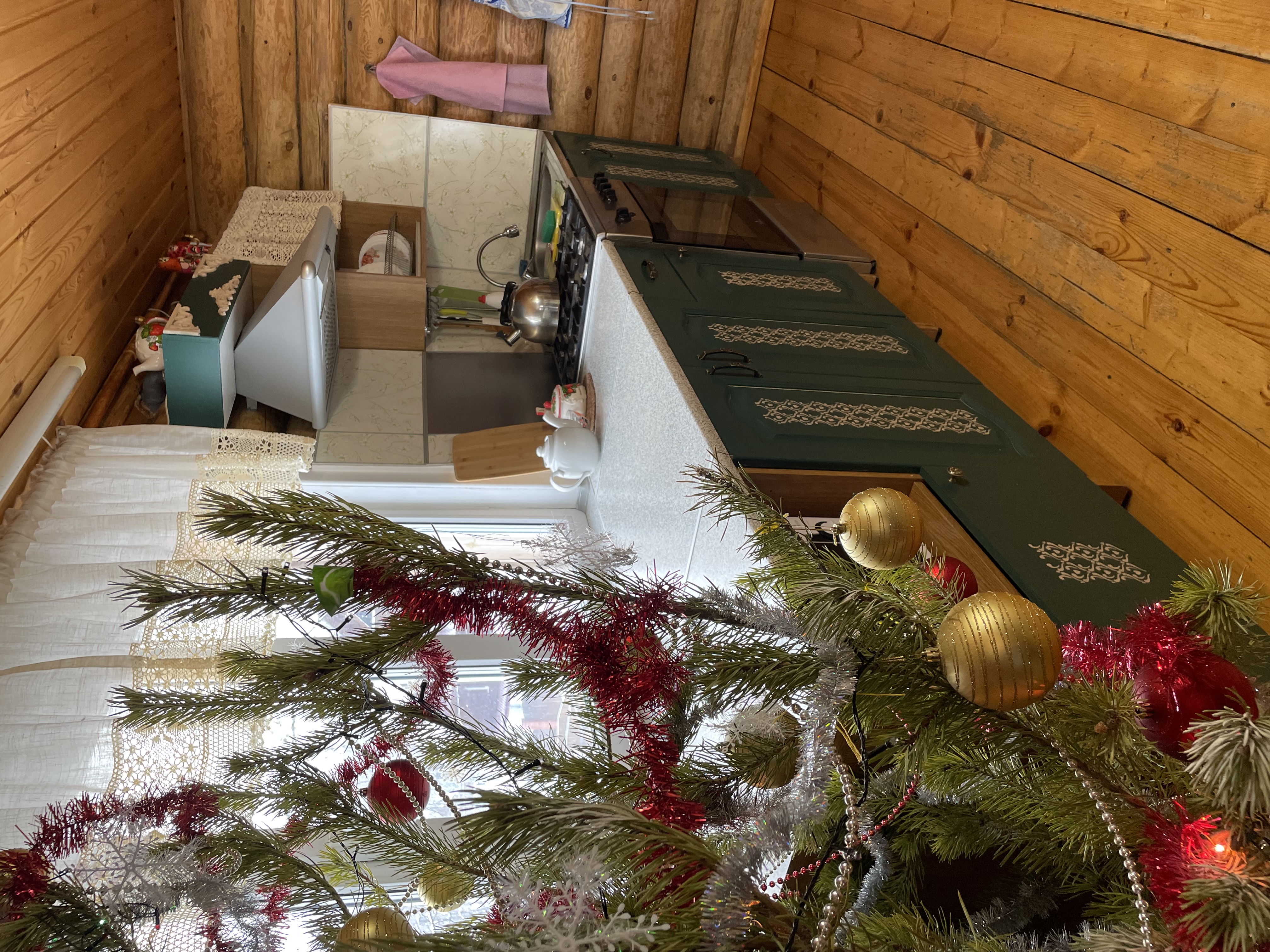 Фото Теремок в горах