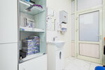 Ave-Mediko (Stroiteley Boulevard, 11), centro médico, clínica