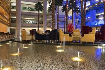 Фото The Westin Bund Center Shanghai