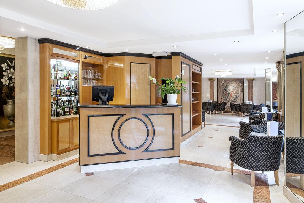 Фото Nh Geneva City