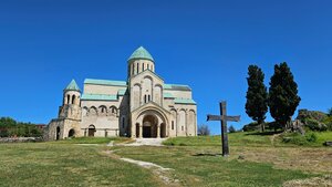 Храм Баграта (край Имеретия, Кутаиси), православный храм в Кутаиси