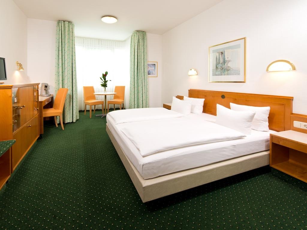 Фото отеля 3