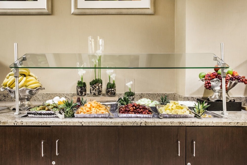 Фото Hilton Garden Inn New York/West 35 Street