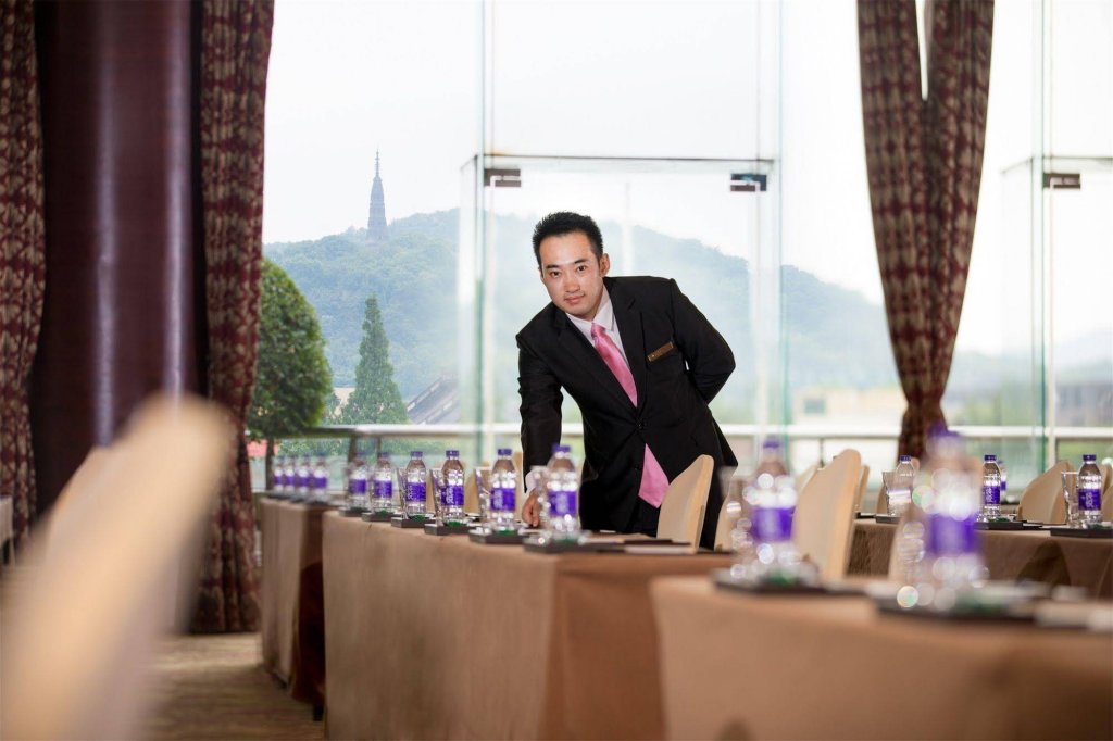 Фото Wyndham Grand Plaza Royale Hangzhou