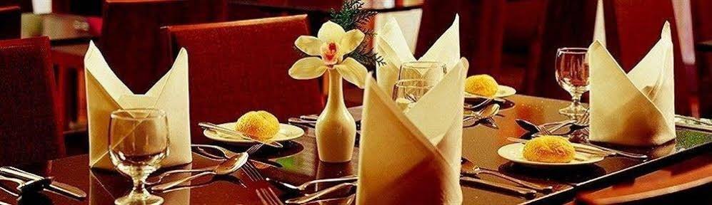 Фото Maldron Hotel Pearse Street