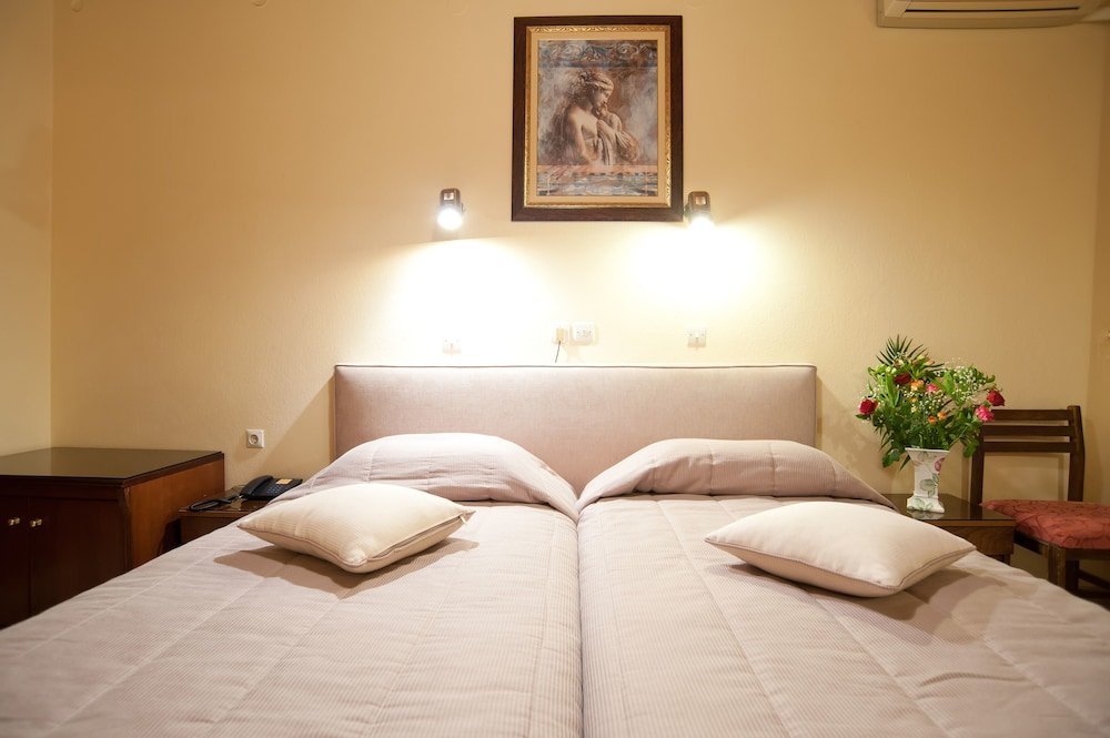 Фото Hermes Delphi Hotel