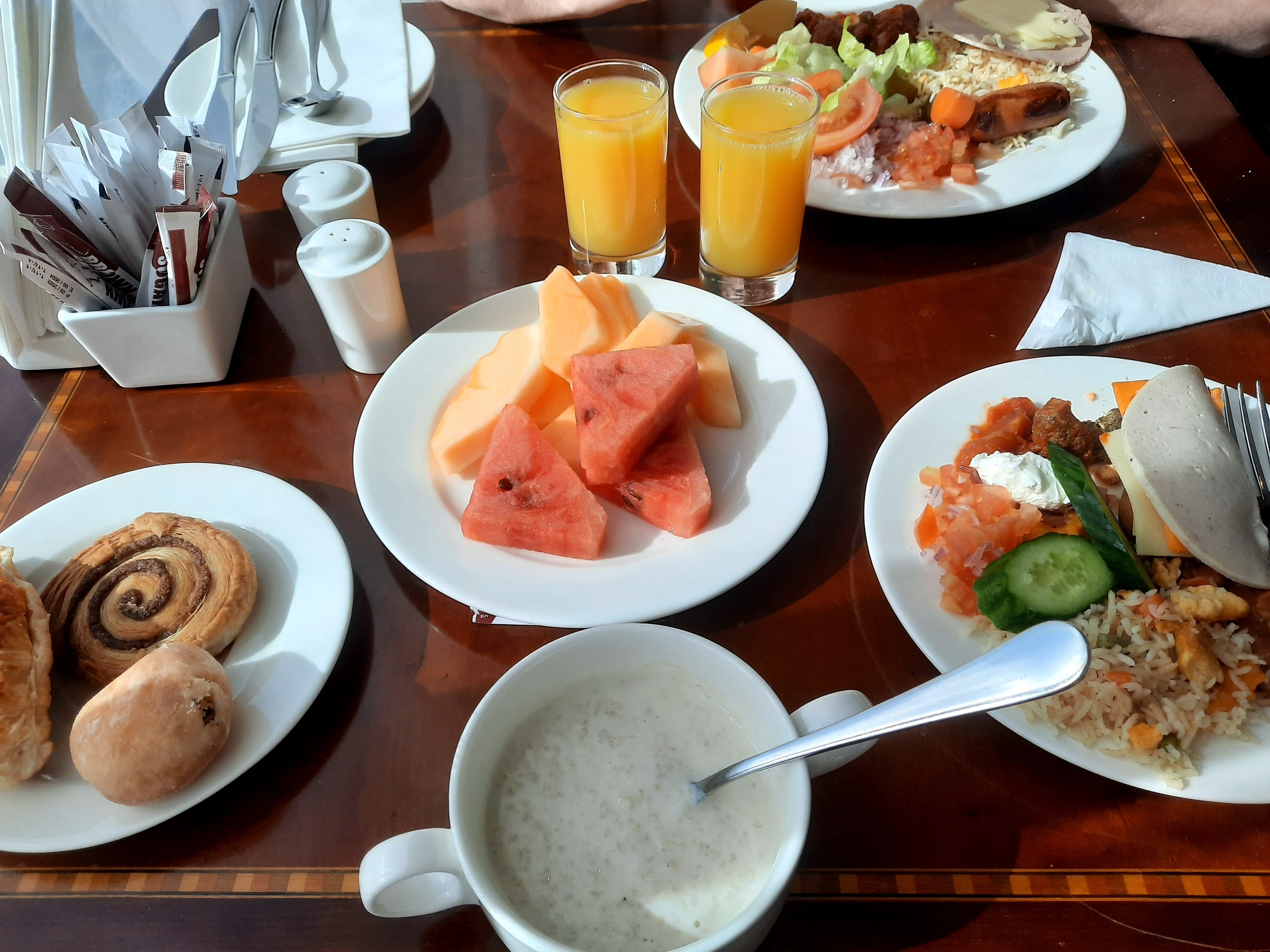 Фото Corniche Hotel Abu Dhabi