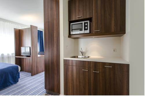 Фото Holiday Inn Express Rotterdam - Central Station