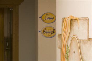 Фото Hotel Garni La Suisse