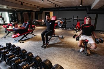 Фото L. M Club Hotel