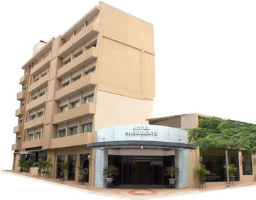 Фото отеля 1