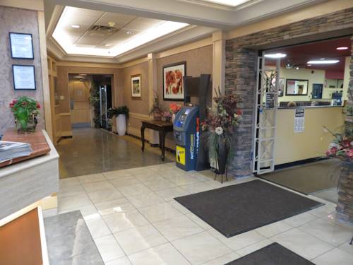 Фото Travelodge Edmonton East