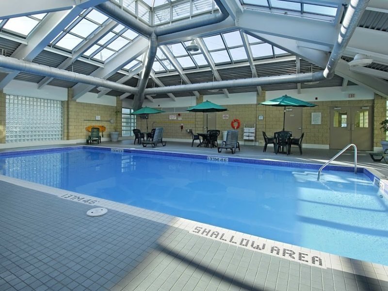 Фото Holiday Inn Toronto Airport East