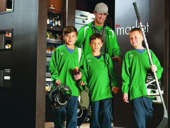 Фото Courtyard by Marriott Calgary South