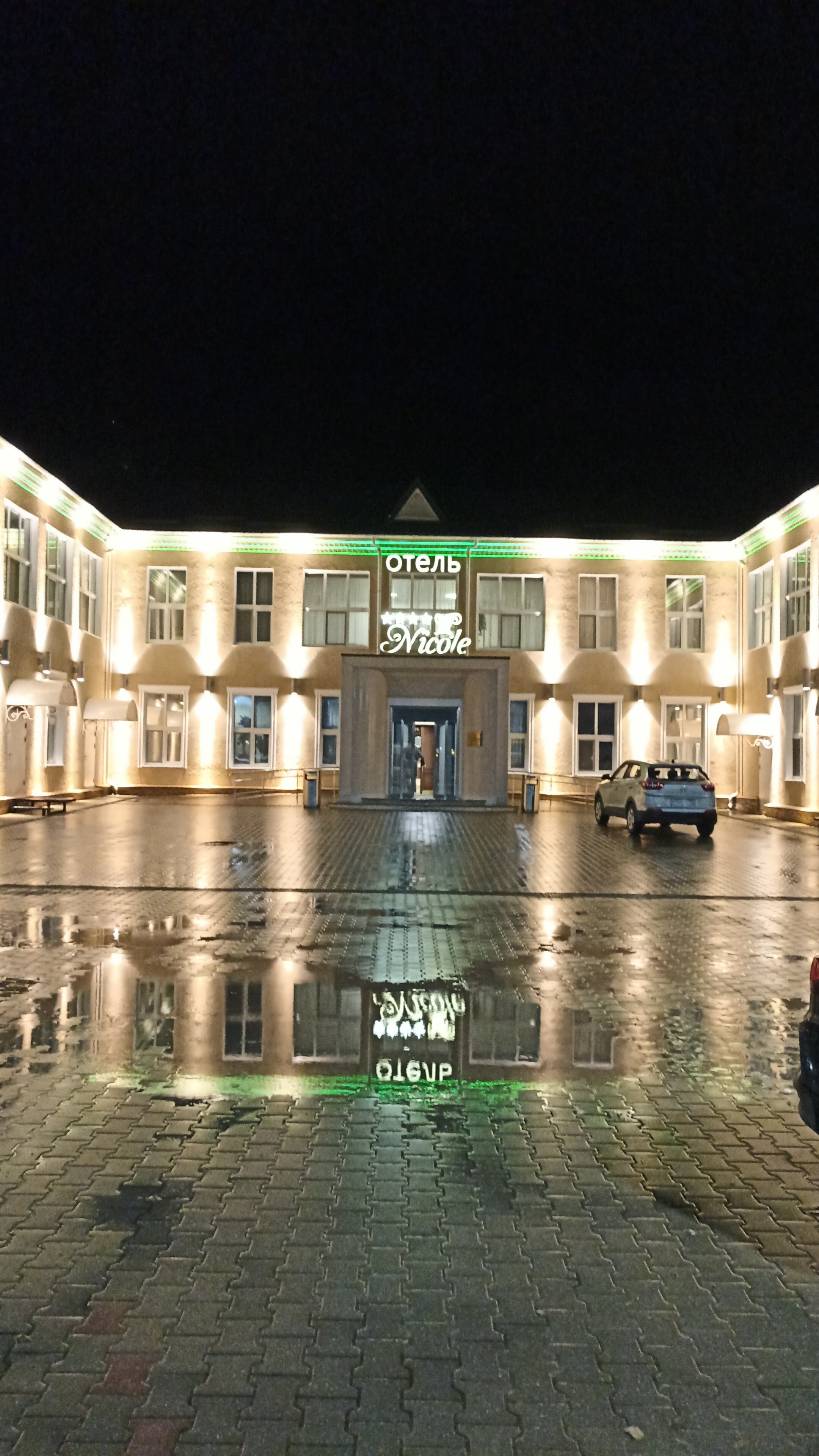 Фото Николь