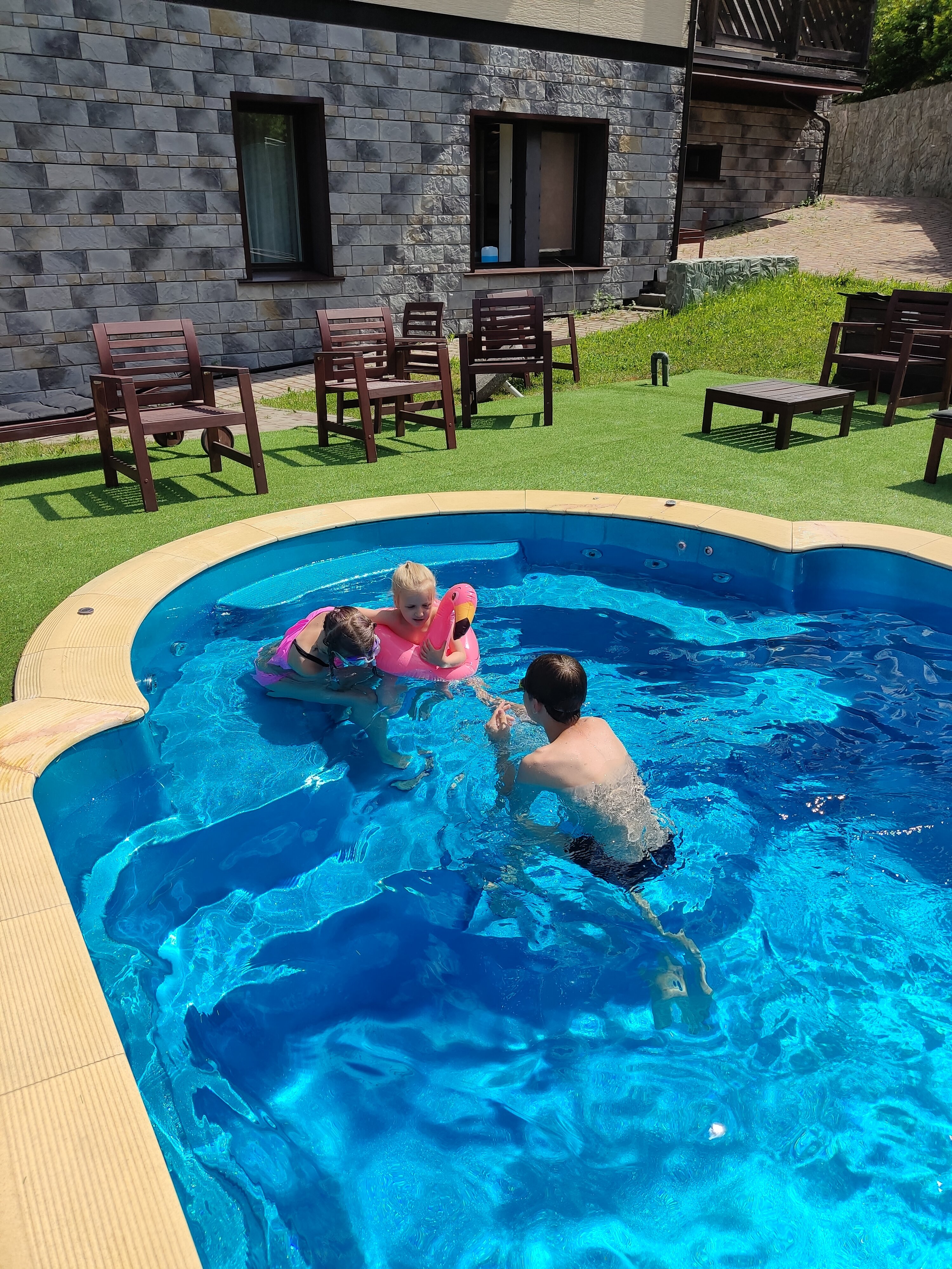 Фото Губернская