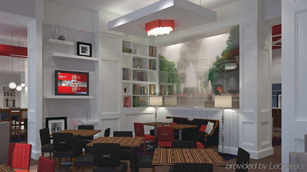 Фото Hampton Inn Washington, D. C. White House