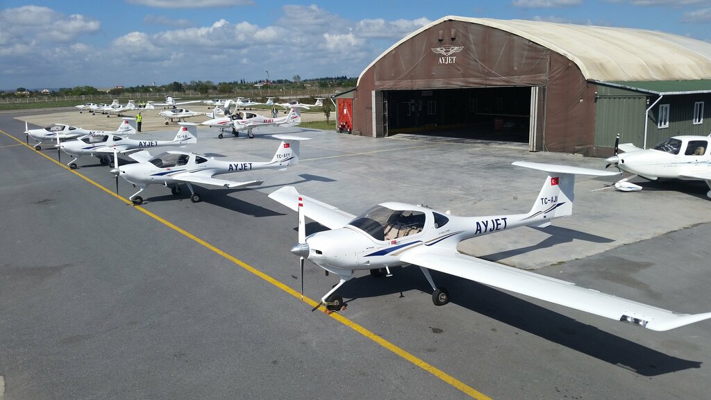 College Ayjet Flight School, Istanbul, photo