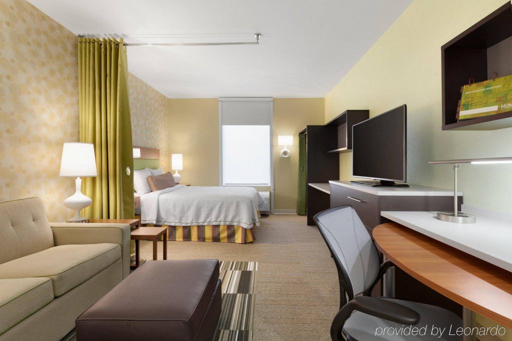 Фото Home2 Suites by Hilton Lubbock