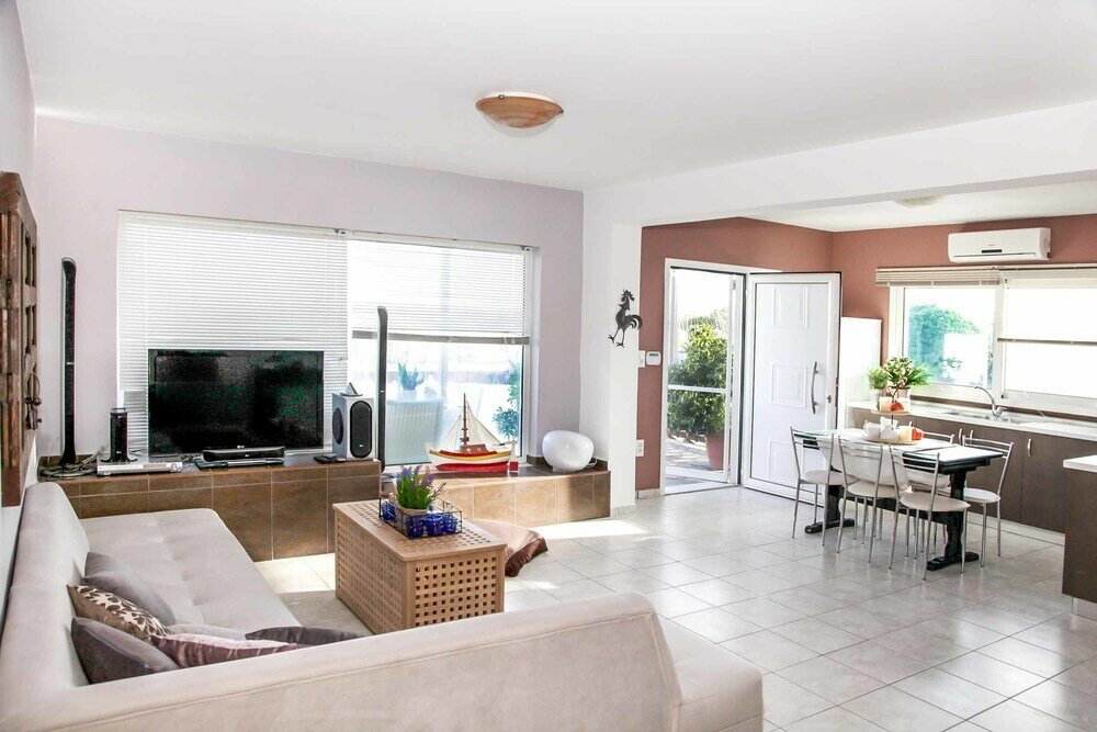 Фото Afantou Beach Villa