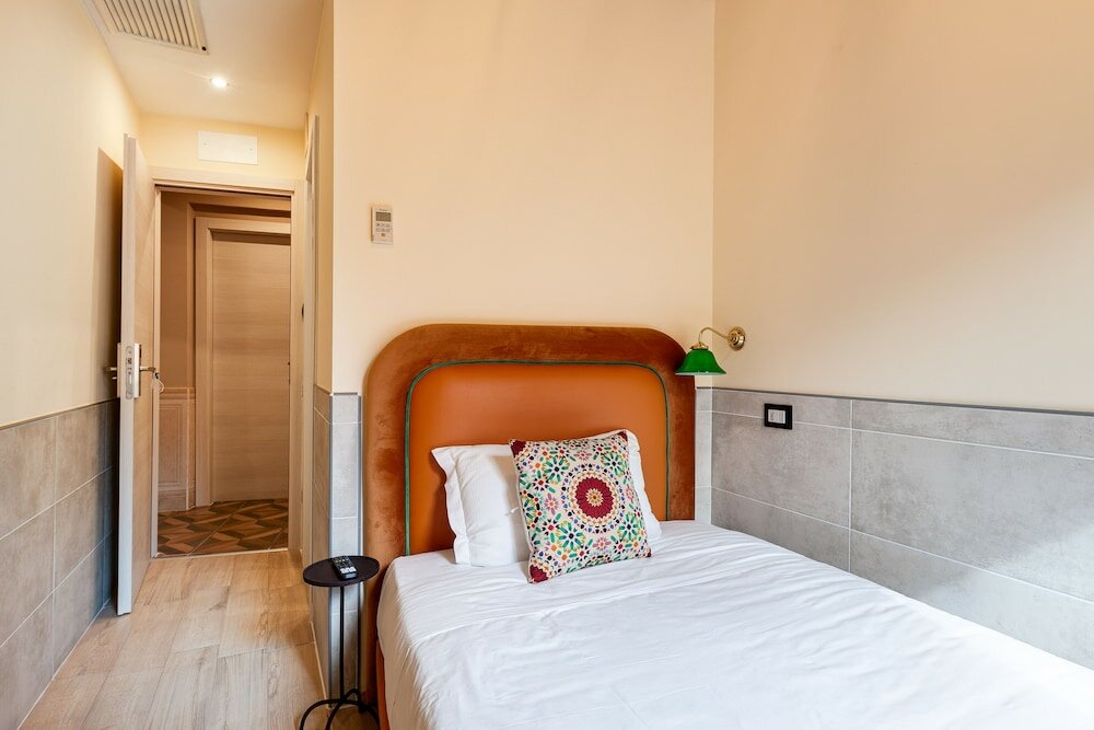 Фото Habitat Monti Rooms