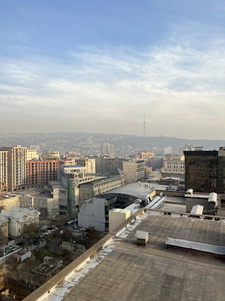 Фото Rooftop City View apartments