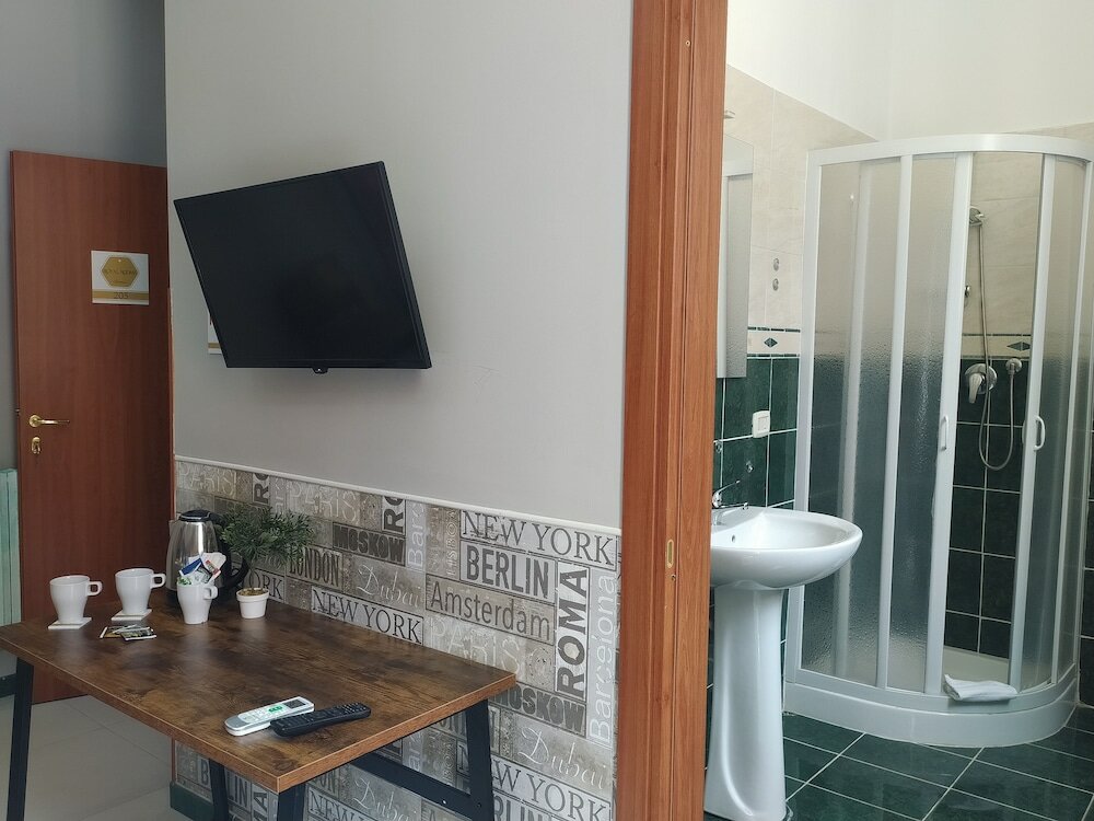 Фото Royal Rooms Station Napoli